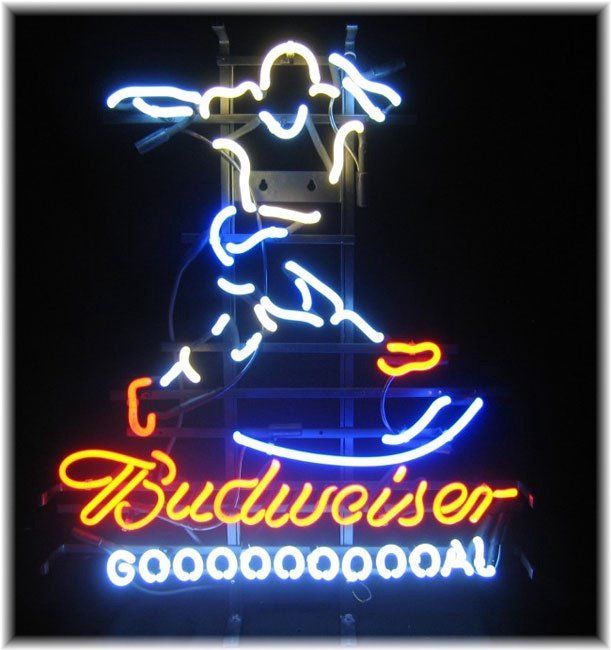 Неоновая рекламная вывеска для футбольного бара от Заметно