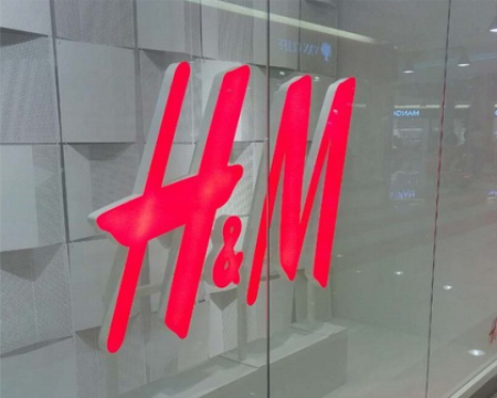 Световые объемные буквы из жидкого акрила.png