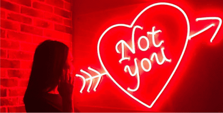 Световые неоновые буквы.png