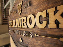 Деревянная вывеска для пивного бара